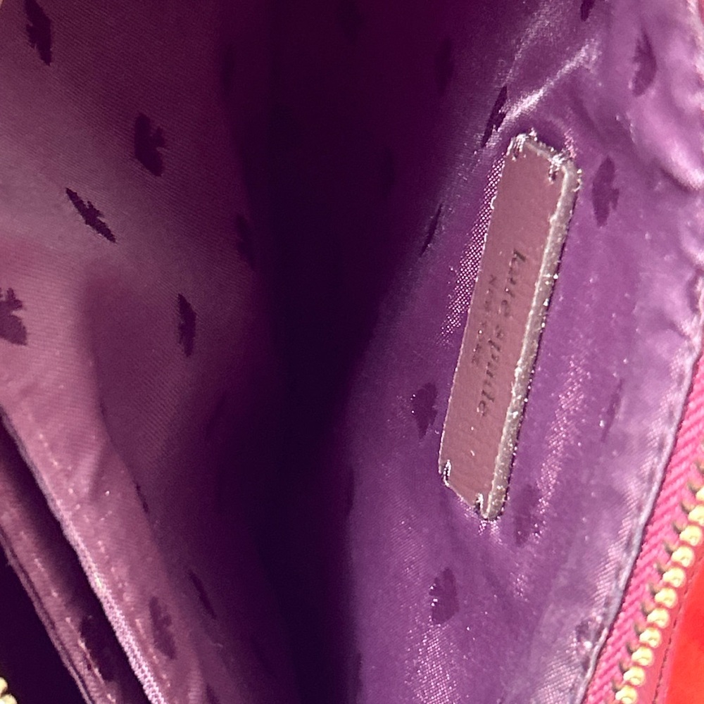 kate spade cranberry nylon crossbody w/Elephant Bag Charm Approx. 10 x 7 x 2 - Picture 10 of 16